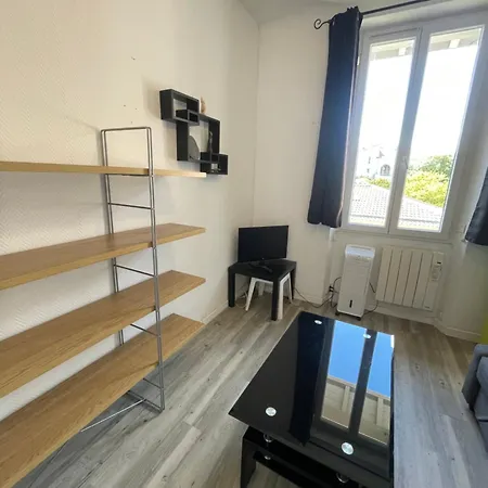 Petit Nid Apartamento Saint-Raphaël